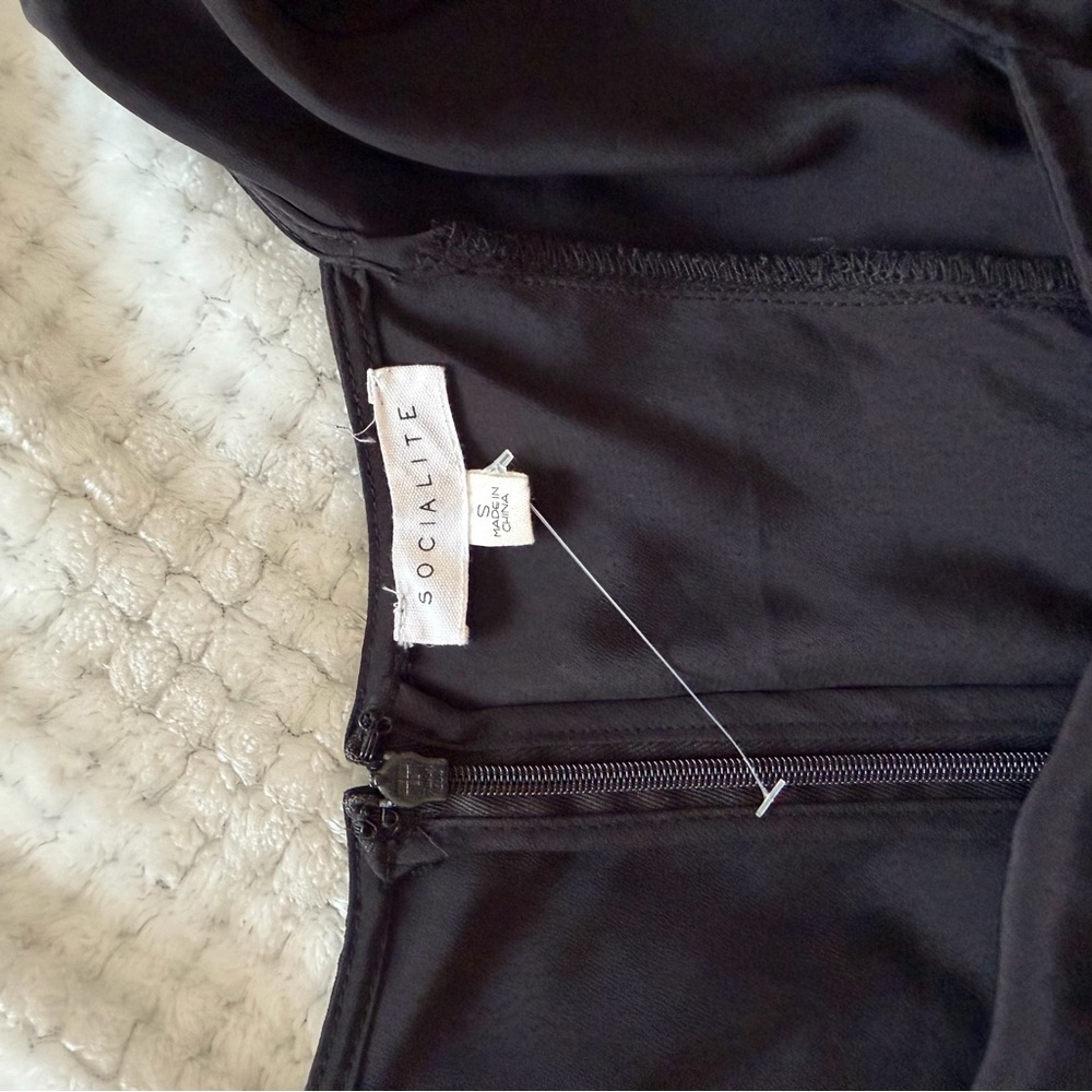 NWOT! Elegant Black Maxi Dress - Picture 4 of 4